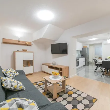 Apartmani Mara Kaštela Kültér fotó