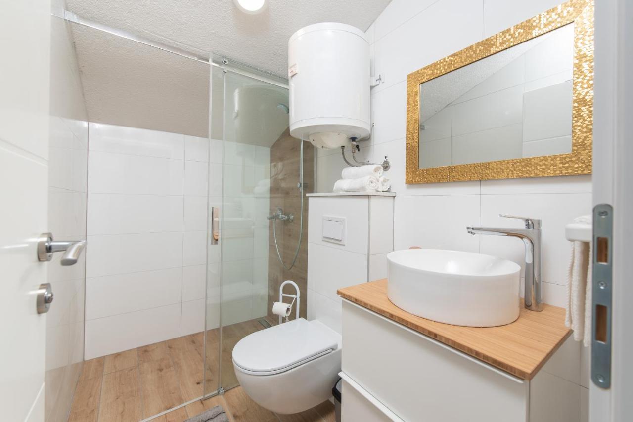 Mara Apartment Kaštela